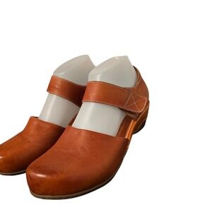 Spring Step L'Artiste Womens Tan Leather Mary Jane Wedge Pumps Hand Painted 2in